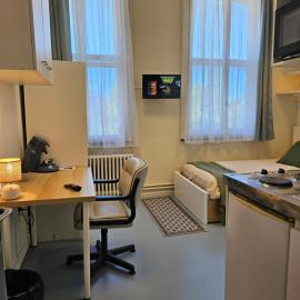 Studio 13 Escale Cosy Tourcoing、トゥールコワンのホテル