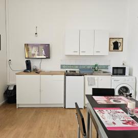 Blanche porte 1- Appartement cosy proche centre-ville, hotel in Tourcoing