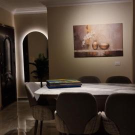 Tara Home 204, hotel in Sheikh Zayed