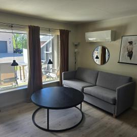Apartment in Jakobselv with EV charger and sauna, hotel en Vadsø