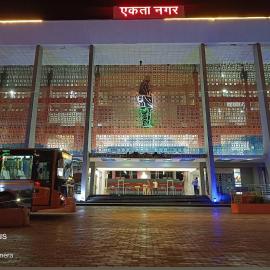 Rail connect hotel statue of unity, hotel in Kevadia