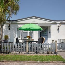 The Cottage, hotel a Galmpton-on-the-Dart