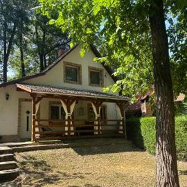 Tommy's Cottage, Hotel in Harta