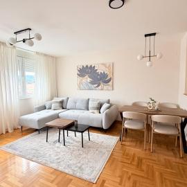 Elegant central apartment Nina