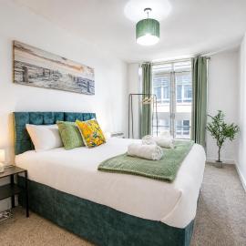 Spacious 2-Bed City-Centre Apartment near Motorpoint Arena with Free Parking, отель в Ноттингеме