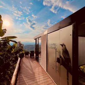 GLAMPING LA NONITA - Cabaña Luxury - JACUZZI - STARLINK - CERCA A MANIZALES、マニサレスのホテル
