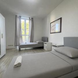ऑफ़ेनबैच में, होटल Mieterlux Central 4-Room Apartment near Offenbach Central Station 8 Guests