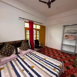 Kehmil Guest house, hotel a Shumanāg