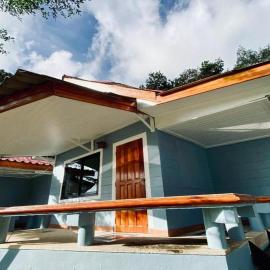 Villa Beside Swiming Pool With Garden View, Hotel in Ban Map Khangkhao