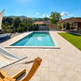 Lovely Home In Jurdani With Sauna