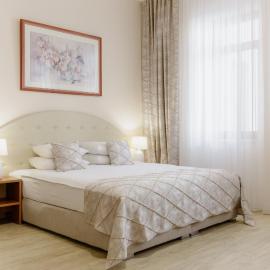 Hotel N, ξενοδοχείο στο Βελιγράδι
