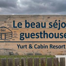 Le Beau Séjour, hotel u gradu Harhorin