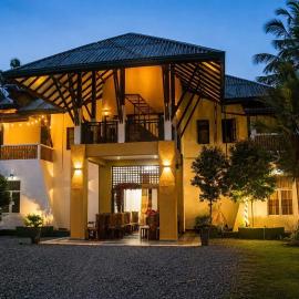 Aurelia Grand Hotel, hotel u gradu 'Kitulgala'