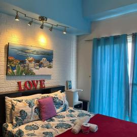 Home of France Staycation - SMDC Residences Tagaytay, hotelli kohteessa Kaybagal