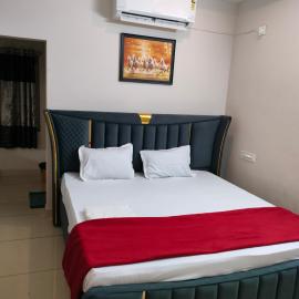 Royal Residency, hotel in Vākalapūdi
