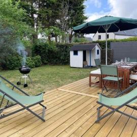 Charming house for 8, near beach & Carnac stones, hotel in Carnac