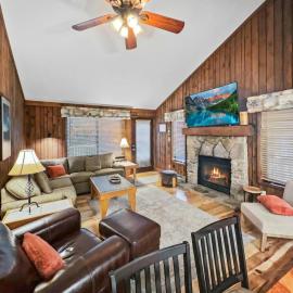 Wabasso 8 Cozy Snowshoe Retreat Covered EZ Parking WiFi Deck