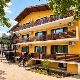 Kalabria Guest House Pool, BBQ & Jacuzzi