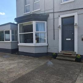 Contractors paradise in Peterborough -sleeps 14, hotel a Peterborough