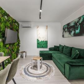 Green Luxe Suite 1 by PikHost