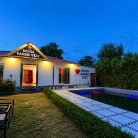 Farm stay in noida, hotel v destinaci Noida