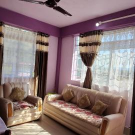 Na la rympei Homestay, hotel in Jakrem