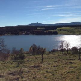 La ferme du lac Saint Front, hotel in Saint-Front