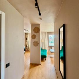 Freshly Renovated Black & Sand Studio