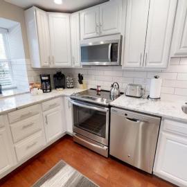 Cozy 2 Bedroom 1 Bath Condo near Eden Park, hotel Cincinnatiban