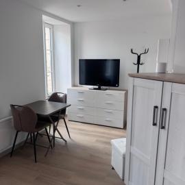 Studio rénové au cœur du centre historique de Saintes