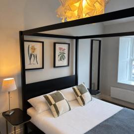 St Helen's Street Town House, hotel a Galway