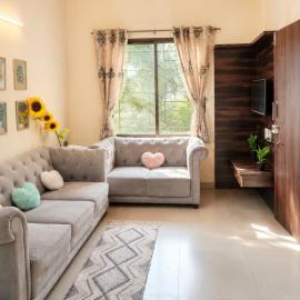 Sylevo 3 bhk villa baner، فندق في بيون