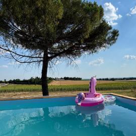 Maison sur Coline, hotel u gradu Lektur