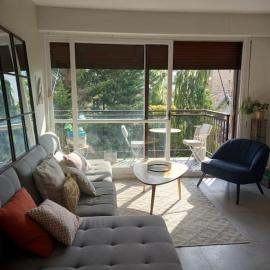 Appartement,clair au calme avec balcon, hotel in Fontenay-sous-Bois