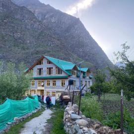 KENO Homestay, hotel di Gushāl