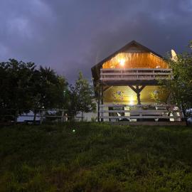 Natural House, hotel en Visoko