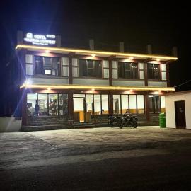 Hotel Marpha Comfort And Restaurant, hotel em Tukucha