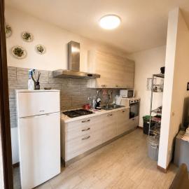 Cornaro Apartment, hotel in San Donato Milanese