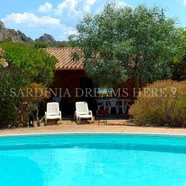 Villa Flavia with pool and private parking, viešbutis mieste Costa Paradiso