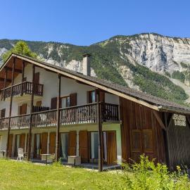 Les Lodges d'Oisans - T5 Sauna & Jacuzzi, hotel a Le Bourg-dʼOisans