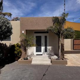 Centrally-Located Tropical Garden Studio