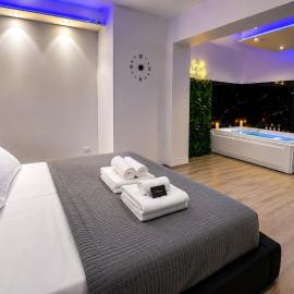 Seven Suite SPA, hotel in Fiumicino