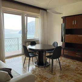 Casa Antonio, hotel u gradu Riva di Solto