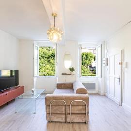 Appartement rive du Gers - Vue et parking، فندق في أوش