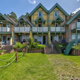 StegAhoi Rheinsberg - Haus mit eigenem Bootssteg, hotel a Rheinsberg