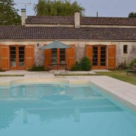 Farmhouse sleeps 12 - Pool Table Tennis Parking