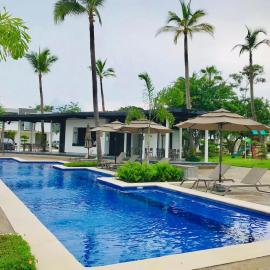 Relax at Casa 33 Pool Club and Security, hotel em Mezcales