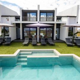 White Pampas Tiny houses, hotel en Paralia Dionisiou
