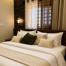 Palm Pebbles Staycation has Solar, 2bed & starlink, hotel in Tamale