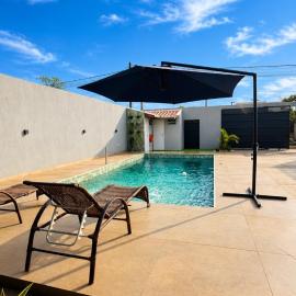 Espaço DTR - casa aconchegante com piscina e sinuca